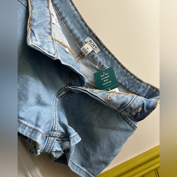 Roxy - jeans shorts size 25 - Picture 2 of 6